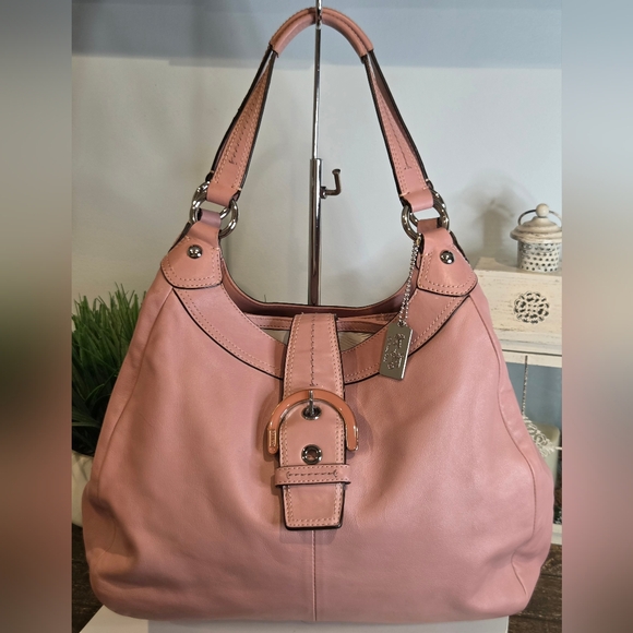 Coach Handbags - Coach Soho Lynn Hobo Bag Rose Pink Leather